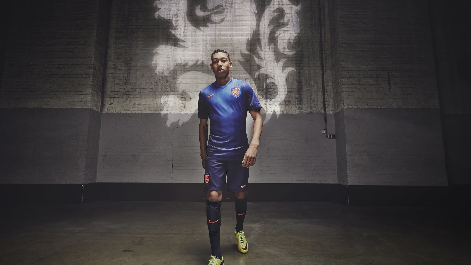 意甲极速攻势：突破瞬间点燃战场！，意甲极速直播