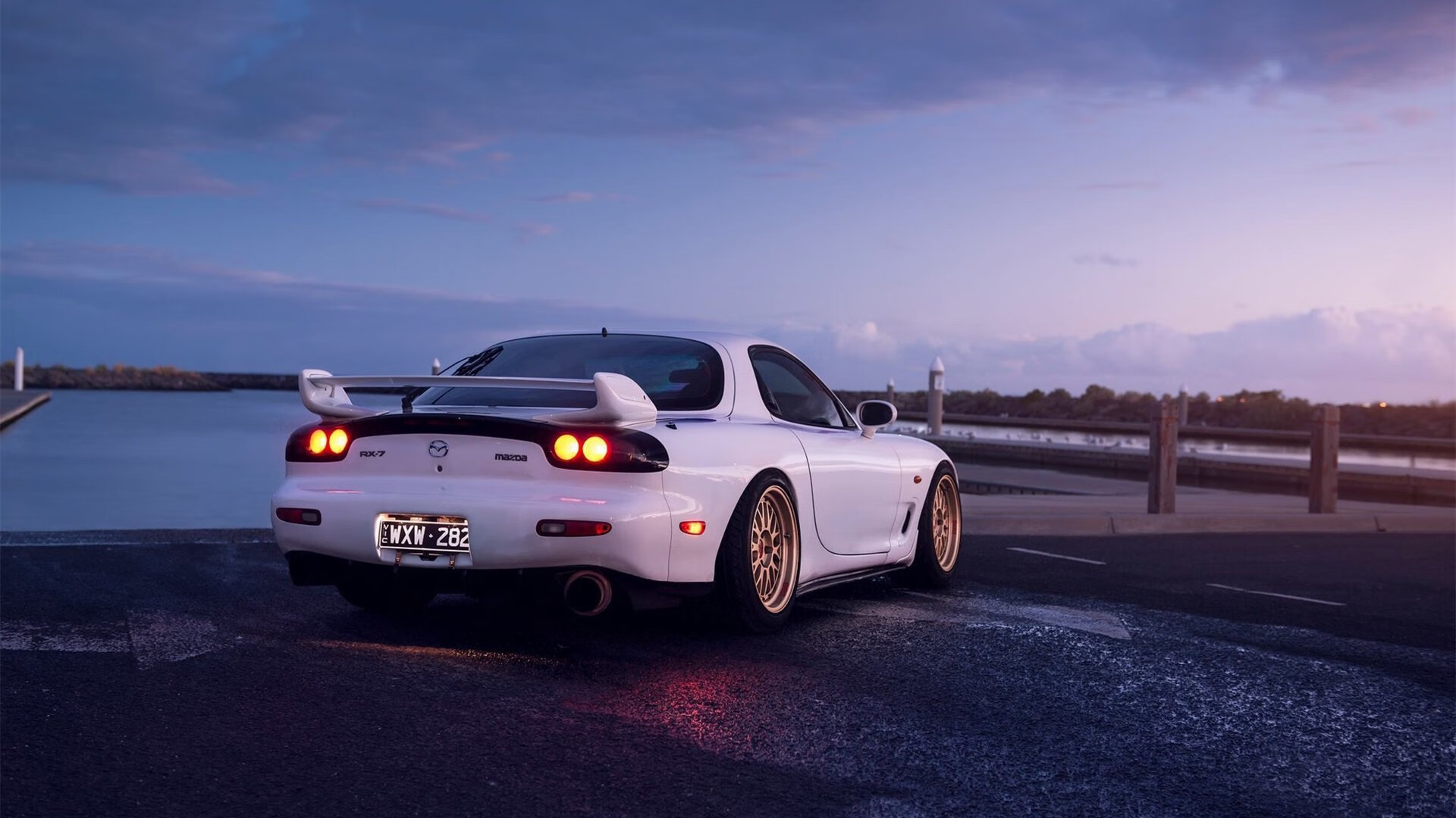 中国男足在巴黎奥运会比赛中获得银牌，创历史，中国男足在奥运会上的成绩